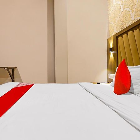 Super Hotel O Homestay Andheri East Mumbai Bagian luar foto