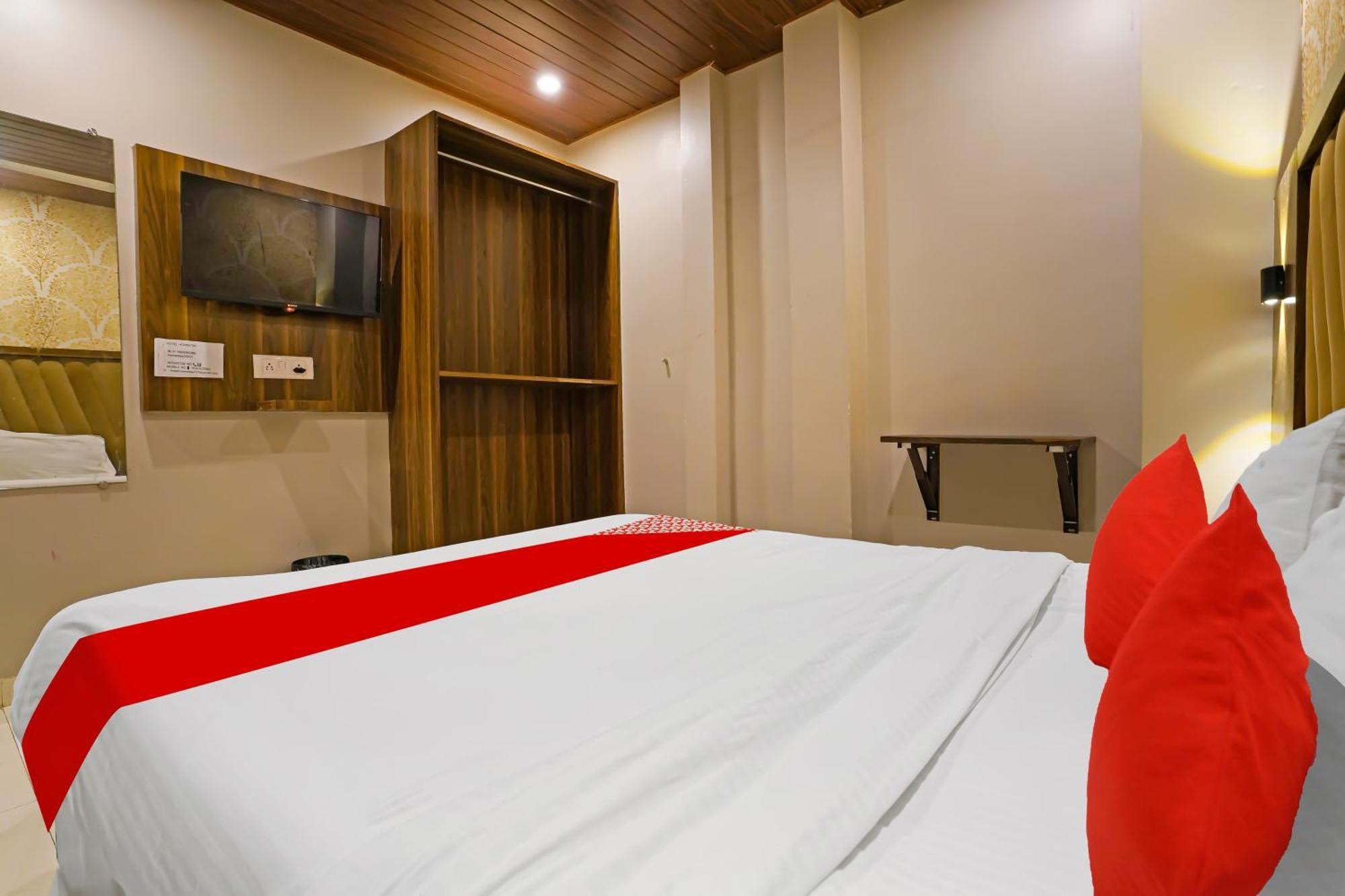 Super Hotel O Homestay Andheri East Mumbai Bagian luar foto