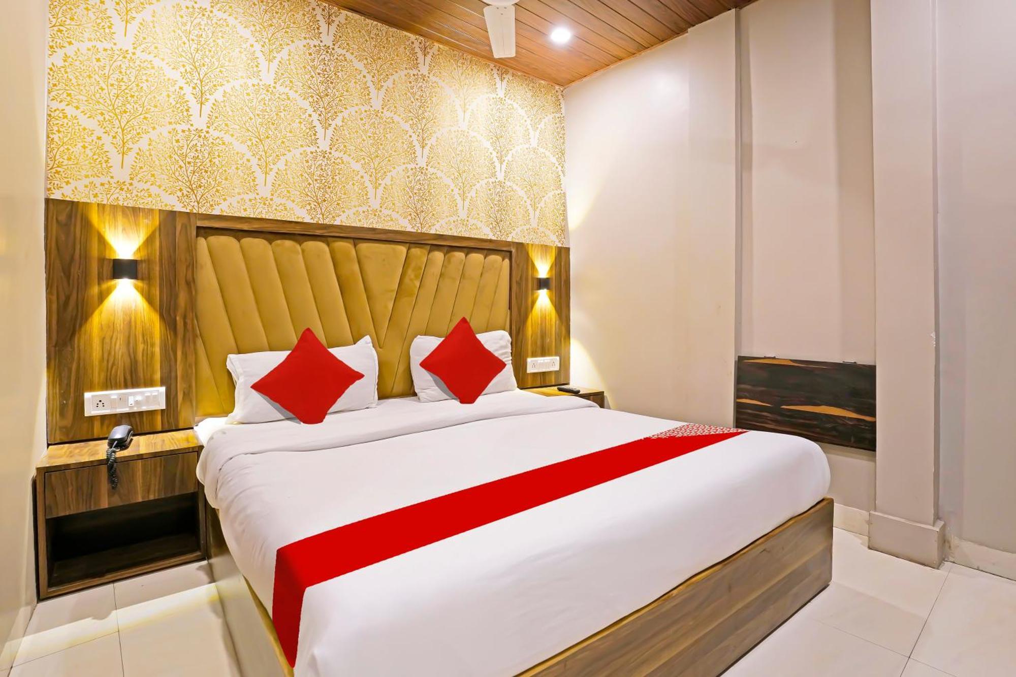 Super Hotel O Homestay Andheri East Mumbai Bagian luar foto