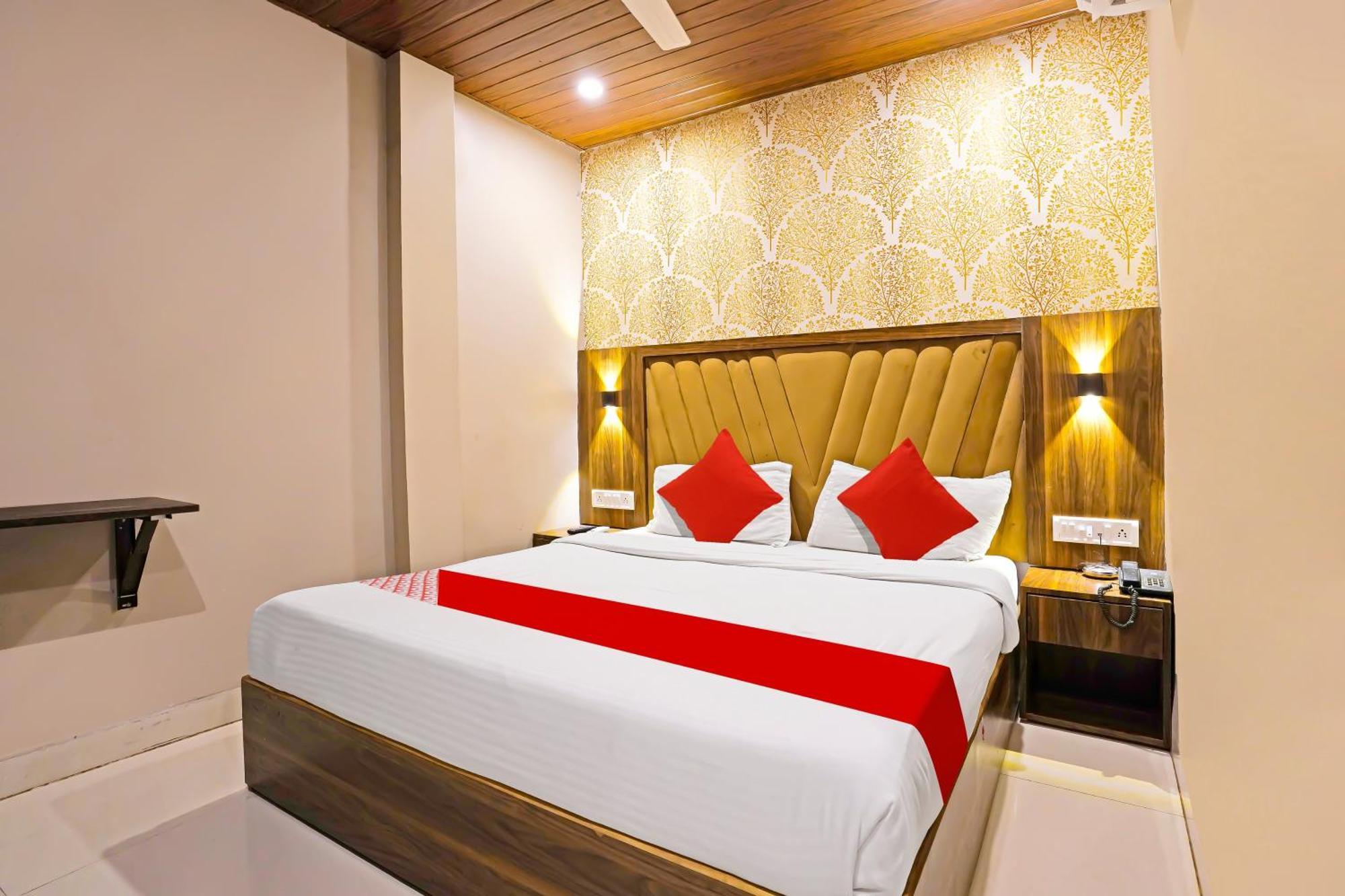 Super Hotel O Homestay Andheri East Mumbai Bagian luar foto